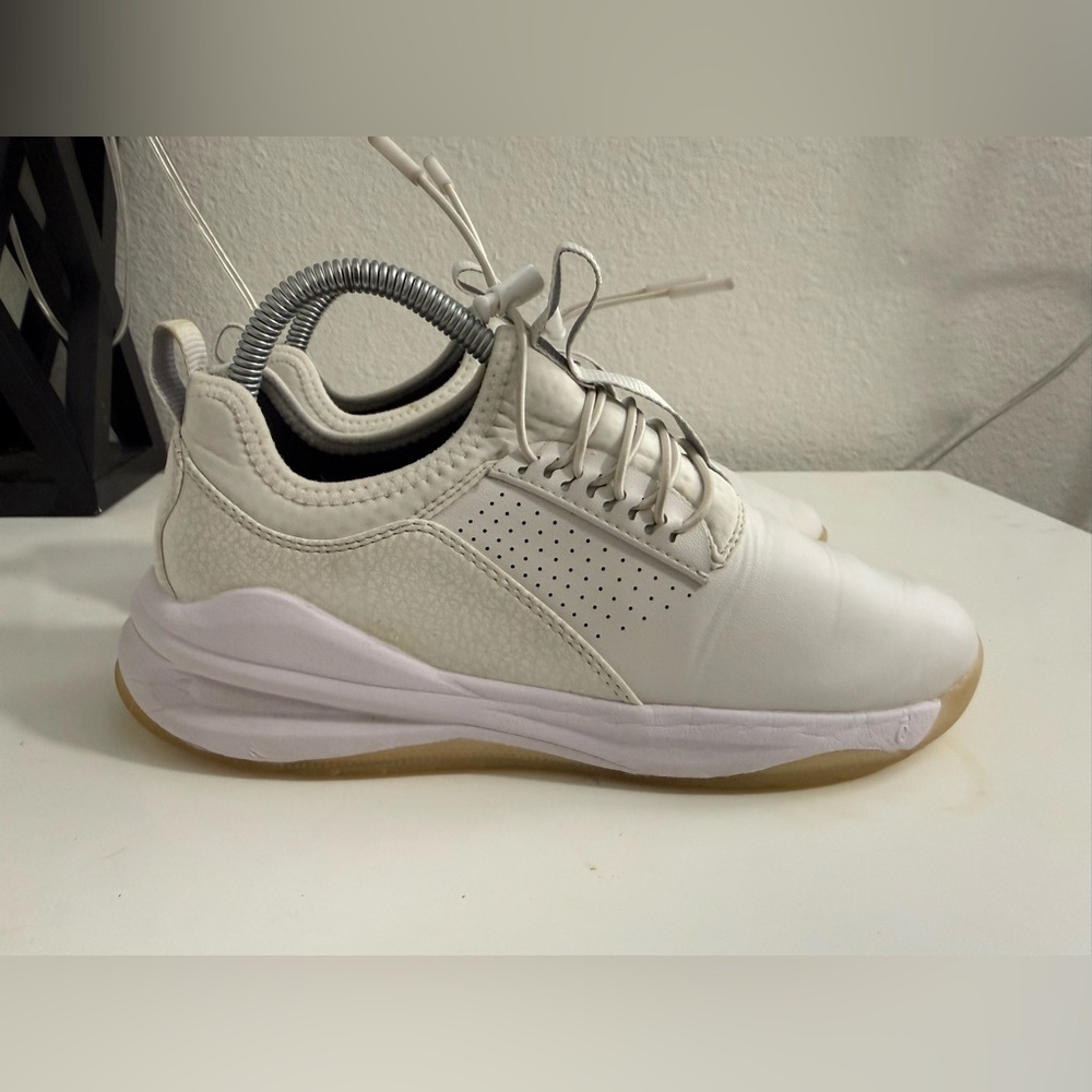 Clove Women's White Athletic Shoes - Picture 2 of 8